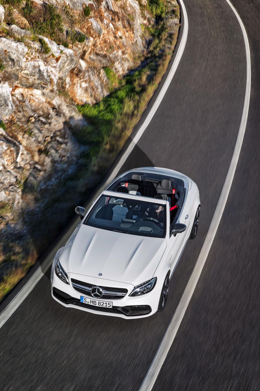  Mercedes-AMG C63 S Cabriolet 2016 года  (фото 16 из 52)